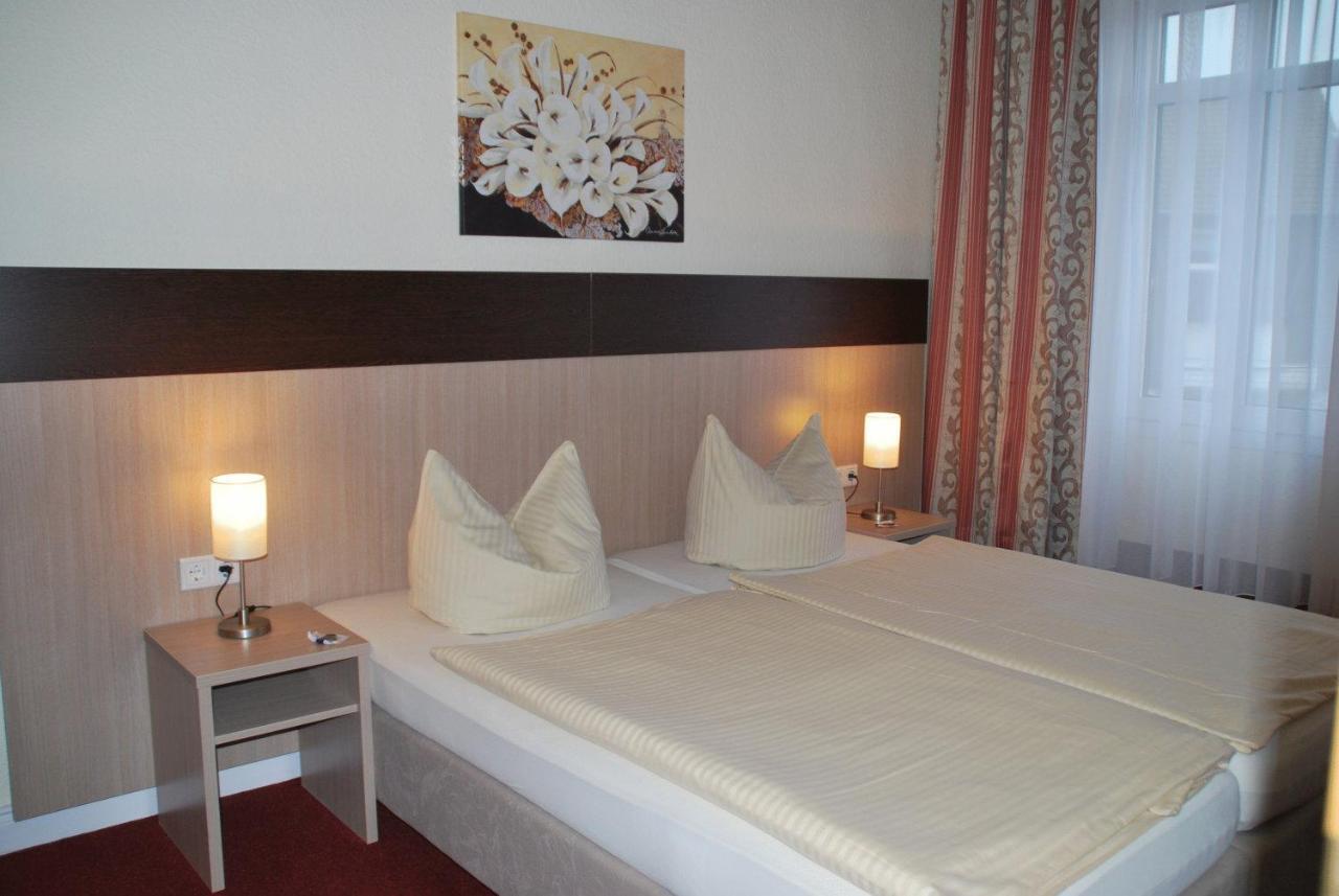 Hotel Wuppertaler Hof Remscheid Phòng bức ảnh